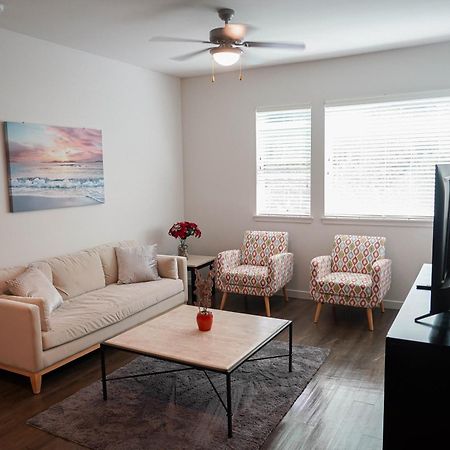 Luxury Designed 2 Bedrooms Part Hotel In Woodland Hills Ca Лос Анджелис Екстериор снимка