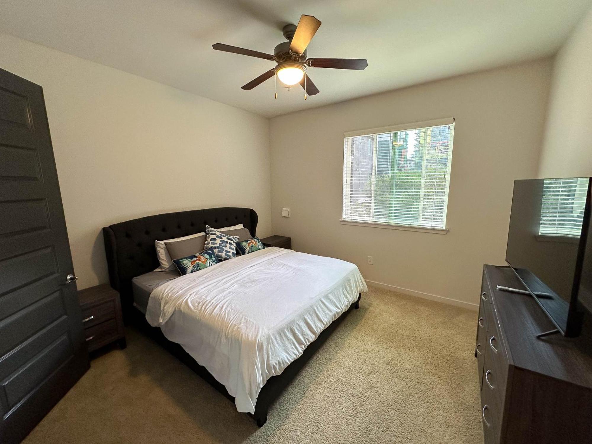 Luxury Designed 2 Bedrooms Part Hotel In Woodland Hills Ca Лос Анджелис Екстериор снимка