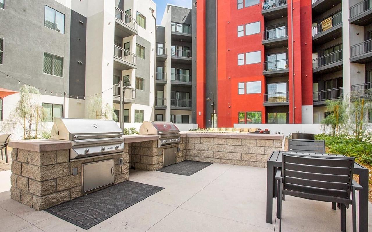 Luxury Designed 2 Bedrooms Part Hotel In Woodland Hills Ca Лос Анджелис Екстериор снимка